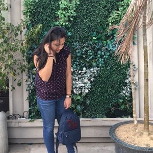 Meet your Posher, Noora